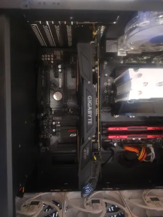 PC Gaming i7 7700k GTX 1070 16GB RAM