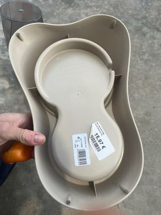 Comedero perro y gato