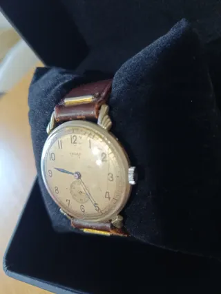 Reloj TACAR de cuerda con esfera auxiliar