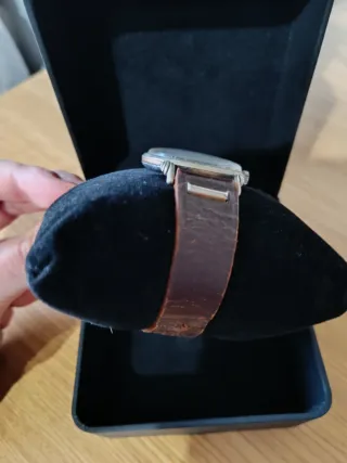 Reloj TACAR de cuerda con esfera auxiliar