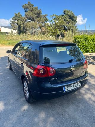 Volkswagen Golf 1.9 tdi