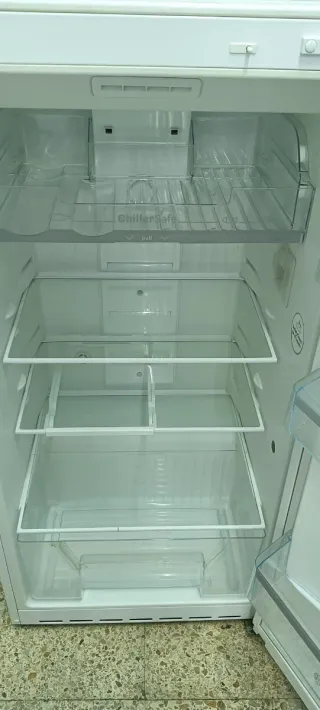 NEVERA PEQUEÑA BOSCH NO FROST ENERGÍA A+