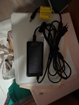 Mini portátil Medion blanco