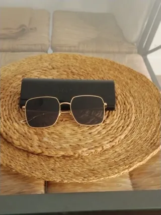 Gafas de sol Bolon doradas y verdes