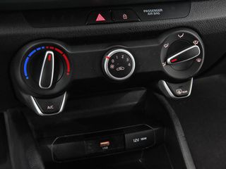 Kia Rio 1.2 DPi 62kW (84CV) Concept