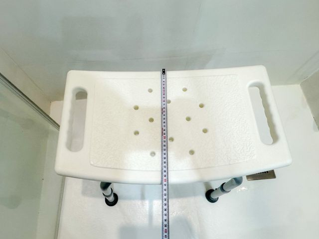 Silla de ducha ortopédica regulable