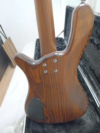 Bajo Warwick Streamer standard de 4 cuerdas