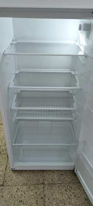 NEVERA PEQUEÑA ICECOOL ENERGÍA A+