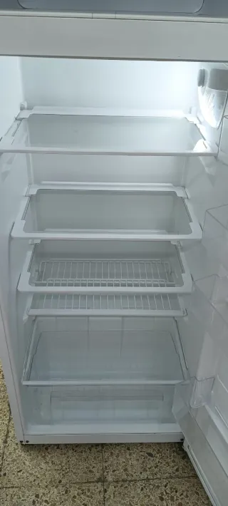 NEVERA PEQUEÑA ICECOOL ENERGÍA A+