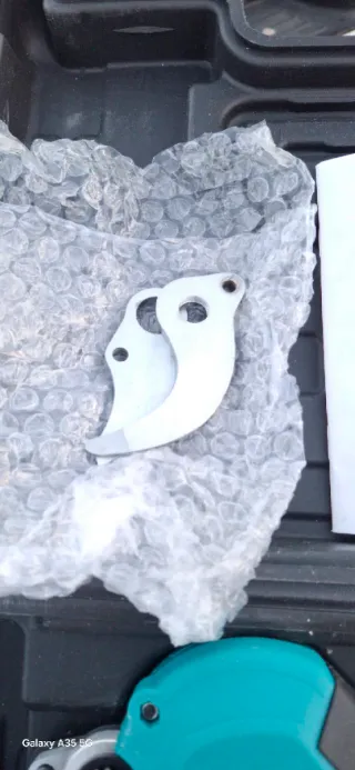 Tijeras Eléctricas Podar + 2 Baterías