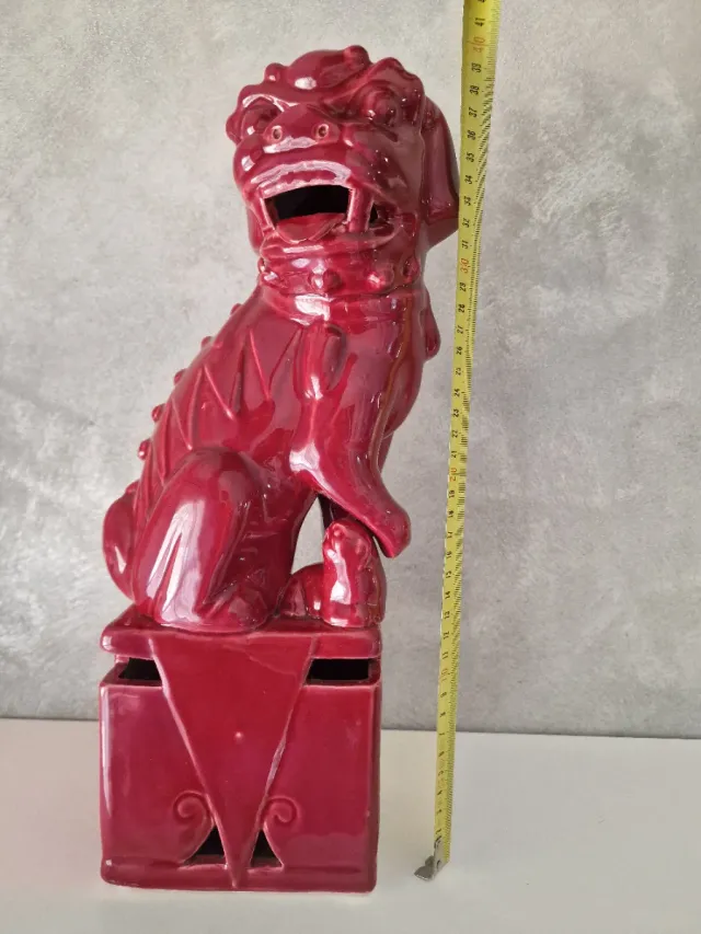 Perro Foo Cerámica Manises Burdeos