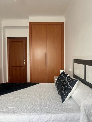 Se alquila acogedor piso