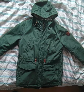 Abrigo verde Element