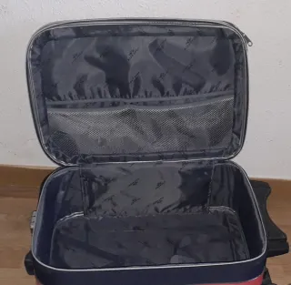 Maleta de viaje Alexander Roja y Azul