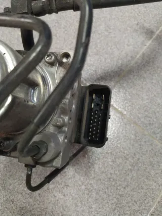 Módulo ABS Honda Forza 250 (05-07)