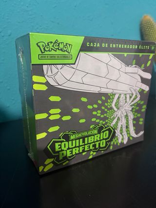 ETBs Equilibrio Perfecto español  y cajas de sobre