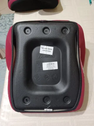 Alzabimbo per auto HelloBaby rosso