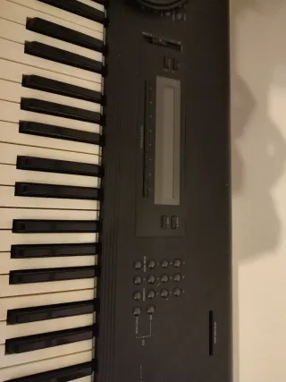 Sintetizador Korg M1