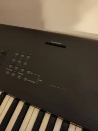 Sintetizador Korg M1