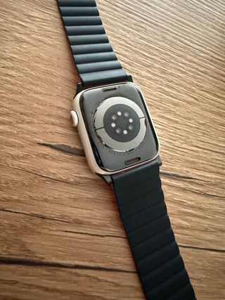 Apple Watch Series 7 (GPS) + 2 correas