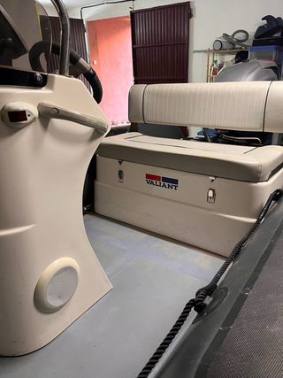 Barca zodiac lancha VALIANT DR450 Dive&Rescue 2012