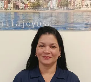 Mi llamo Solange busco empleo de limpieza.