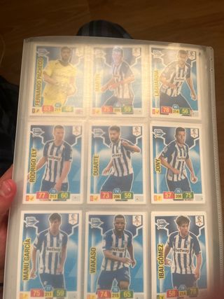 Álbum Adrenalyn 18/19 mas jordi alba y messi firma