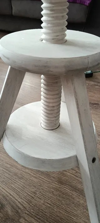 Sgabello in legno IKEA