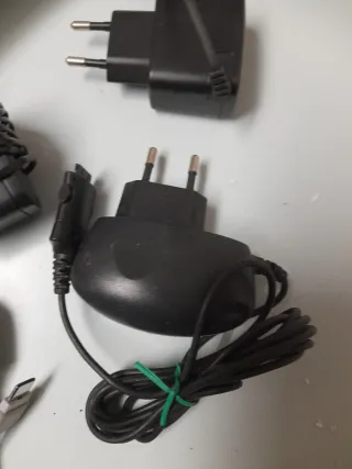 Caricabatterie vintage per cellulari