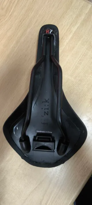 Asiento Bicicleta Fizik Antares R7