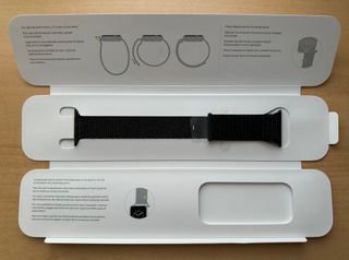 Apple Watch 42mm. Black Sport Loop