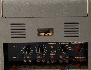 Tocadiscos Teppaz Eco 60 a válvulas