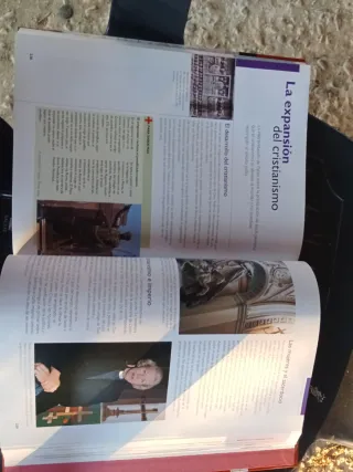 LA ENCICLOPEDIA DEL ESTUDIANTE 19. RELIGIONES Y...