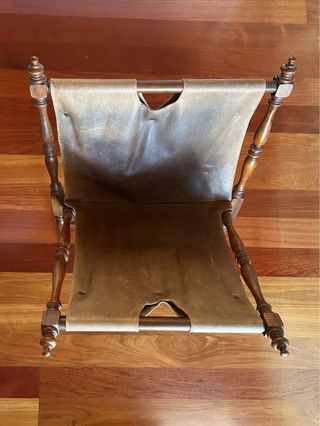 Portariviste pieghevole in legno e pelle