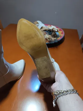 Botas camperas beige