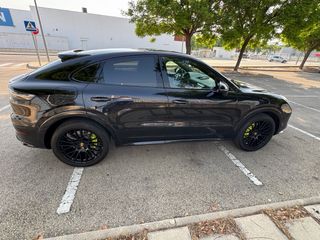 Porsche Cayenne coupe H-hybrid