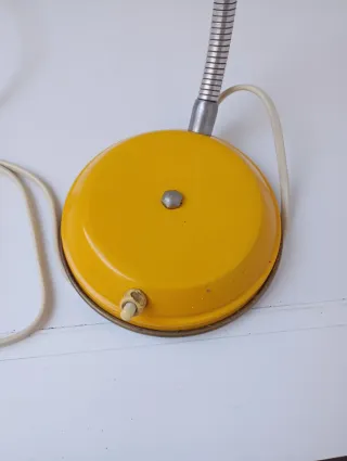 Lampara flexo vintage Años 70 amarilla