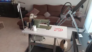 Máquina de coser.