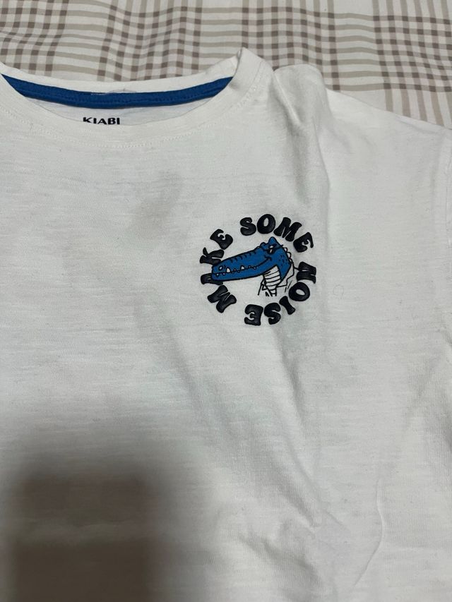 Camiseta Kiabi con estampado