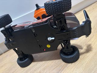 Coche teledirigido X-Knight