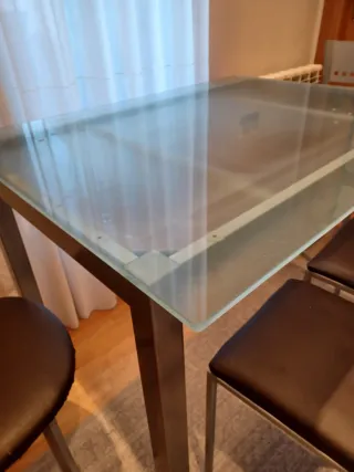 Mesa de cocina cristal y metal