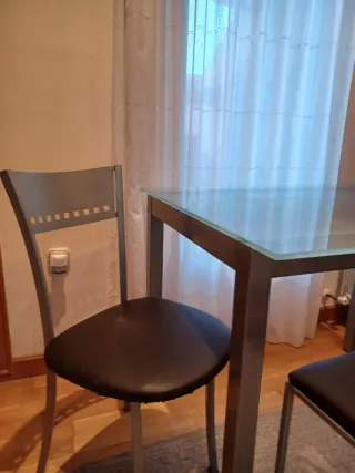 Mesa de cocina cristal y metal