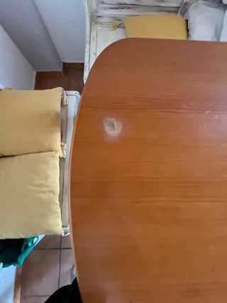 Mesa de comedor de madera maciza