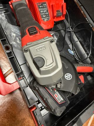 Amoladora angular radial M18 FUEL 125mm, dos bater