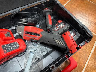 Amoladora angular radial M18 FUEL 125mm, dos bater