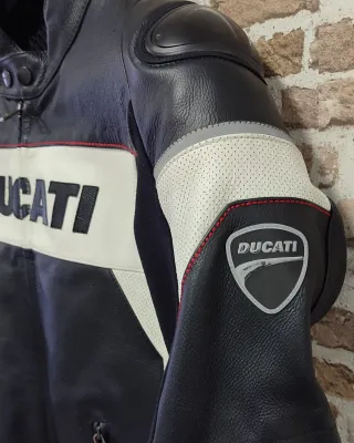 Chaqueta Piel Ducati Talla 48