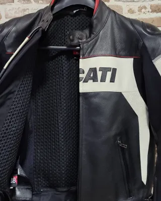 Chaqueta Piel Ducati Talla 48