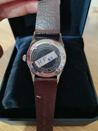Reloj Georges Gay con correa de piel