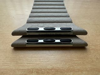 Apple Watch 42mm. Stone Leather Loop M