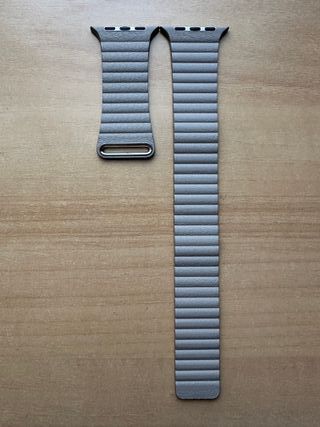 Apple Watch 42mm. Stone Leather Loop M